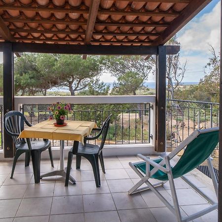 Casa Vacanze Cala Sapone Sant'Antioco Exterior photo