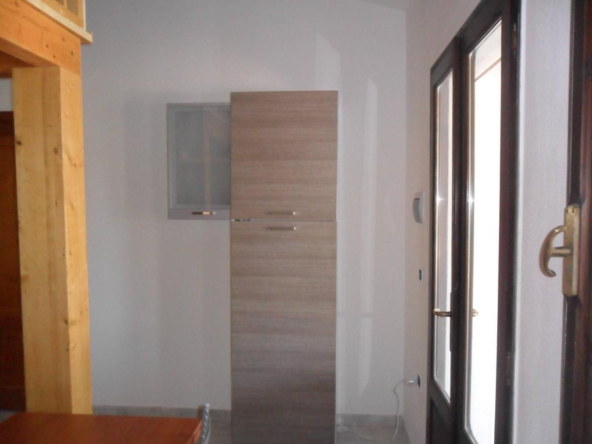 Casa Vacanze Cala Sapone Sant'Antioco Exterior photo